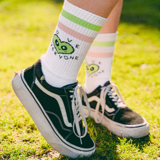 AMERICAN SOCkS - LOVE EVERYONE - MID HIGH